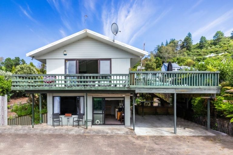 Photo of property in 1 Ewing Grove, Acacia Bay, Taupo, 3330