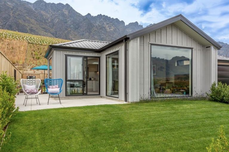 Photo of property in 67 Muster Road, Jacks Point, 9371