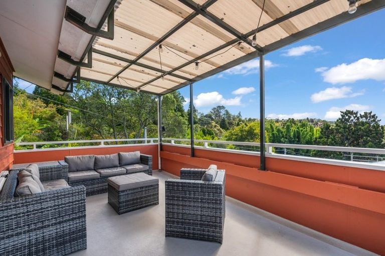 Photo of property in 199a Godley Road, Titirangi, Auckland, 0604