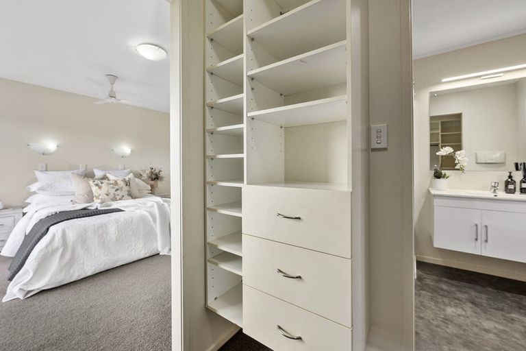 Photo of property in 22b Mariposa Crescent, Birkenhead, Auckland, 0626