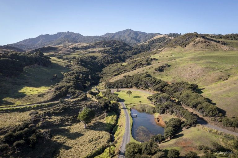 Photo of property in 1517 Whaanga Road, Raglan, 3296