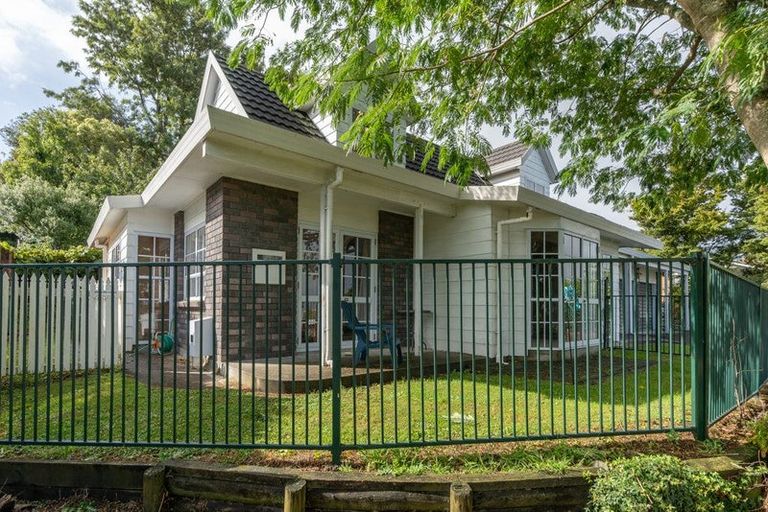 Photo of property in 33 Pohutukawa Drive, Pukete, Hamilton, 3200