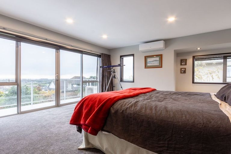 Photo of property in 48 Kotare Street, Waikanae, 5036