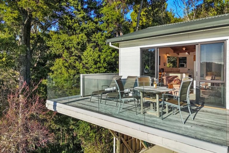 Photo of property in 43 Kings Road, Paihia, 0200