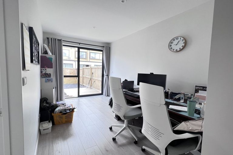 Photo of property in 7 Desalt Drive, Hobsonville, Auckland, 0616