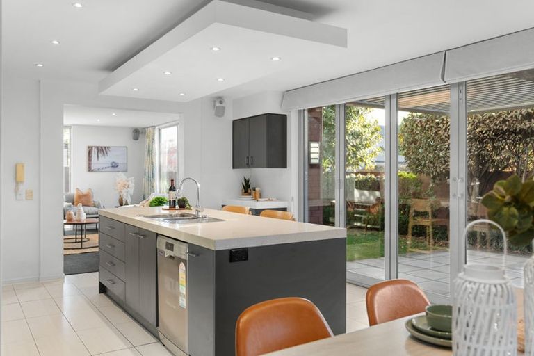 Photo of property in 16a Webb Street, St Albans, Christchurch, 8014