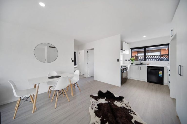 Photo of property in 14 Morewood Lane, Favona, Auckland, 2024