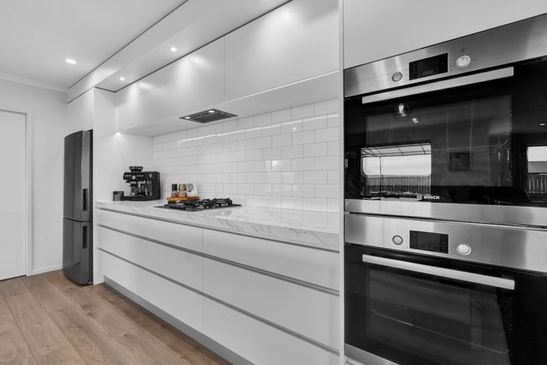 Photo of property in 54 Denby Road, Hawera, 4672