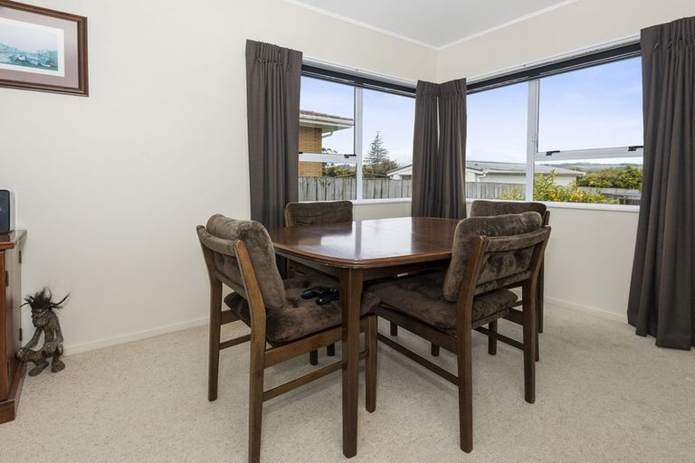 Photo of property in 6 Lorelei Place, Opaheke, Papakura, 2113