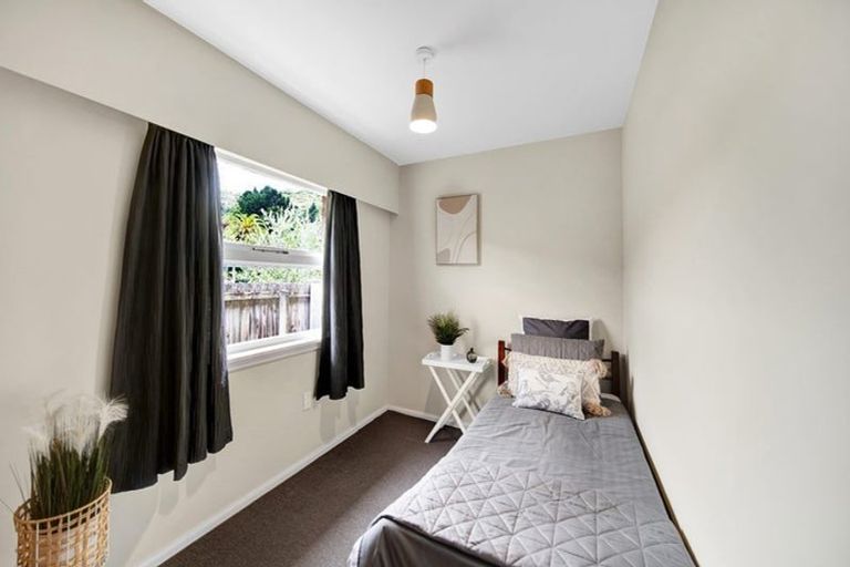 Photo of property in 1/23 Landsdowne Terrace, Cashmere, Christchurch, 8022