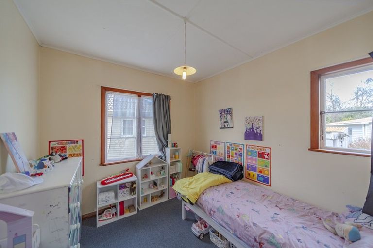 Photo of property in 3 Holyrood Terrace, Waipukurau, 4200