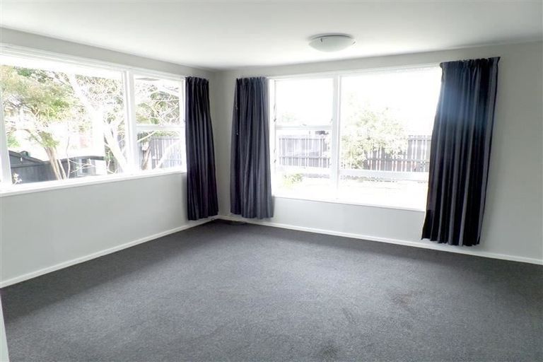 Photo of property in 39 Ashwood Street, Parklands, Christchurch, 8083