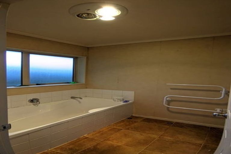 Photo of property in 11 Kotuku Street, Maunu, Whangarei, 0110