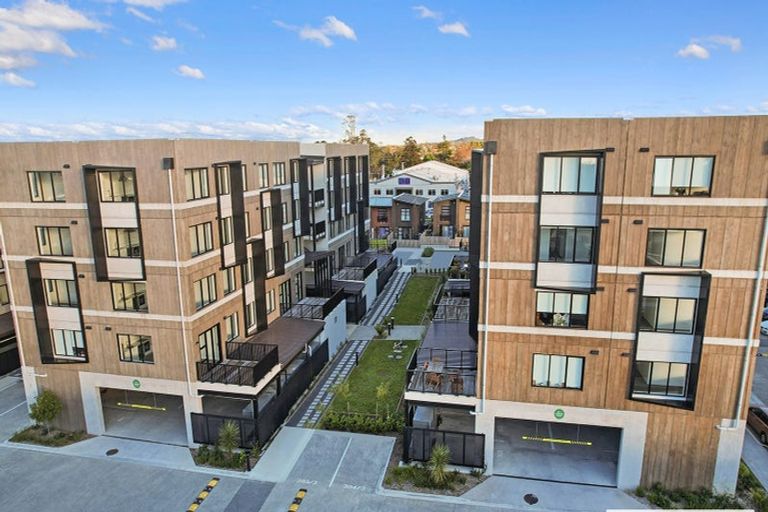 Photo of property in 303/3 Rauemi Way, Te Atatu South, Auckland, 0610