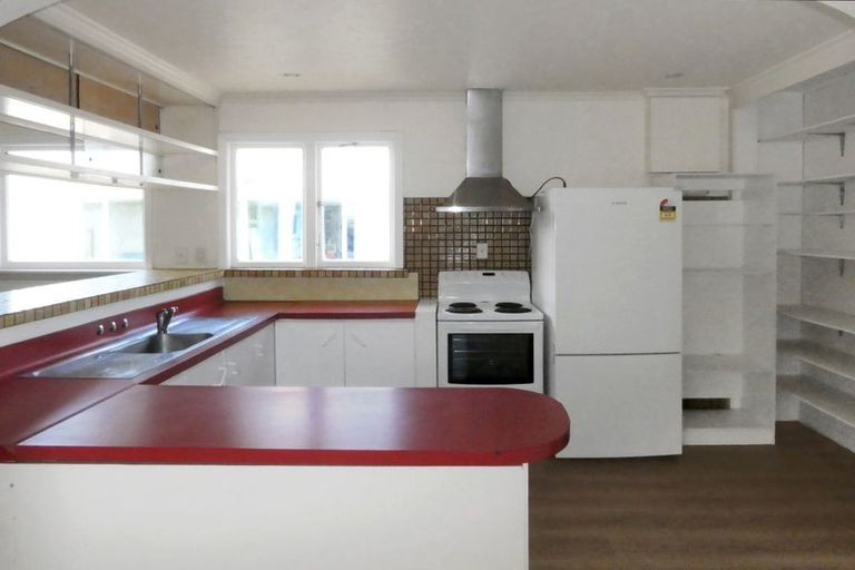 Photo of property in 8 Clonbern Place, Upper Riccarton, Christchurch, 8041