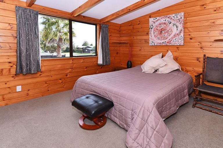 Photo of property in 165 Carnoustie Drive, Wattle Downs, Auckland, 2103