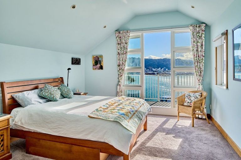 Photo of property in 14 Grafton Road, Roseneath, Wellington, 6011