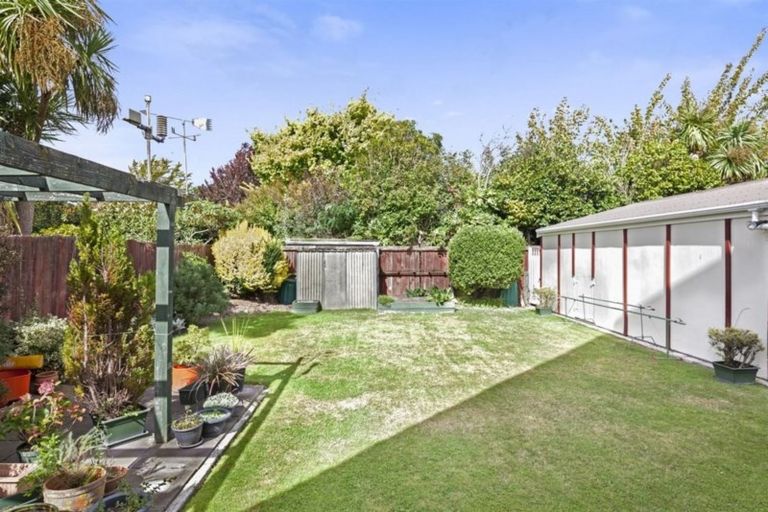 Photo of property in 7 Hawkswood Place, Avonhead, Christchurch, 8042