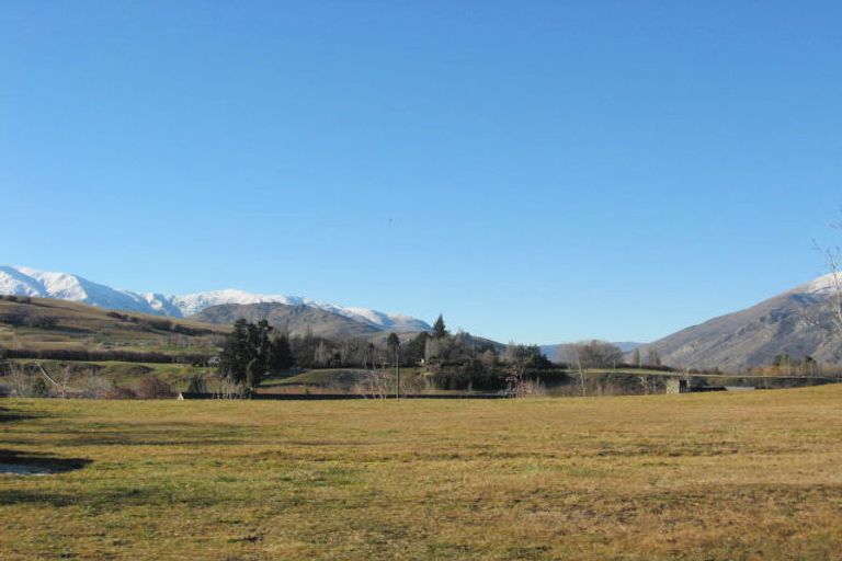 Photo of property in 4 Bramshill Drive, Lower Shotover, Queenstown, 9371