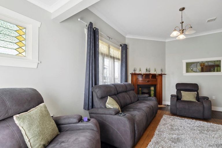 Photo of property in 140 Seddon Street, Pukekohe, 2120