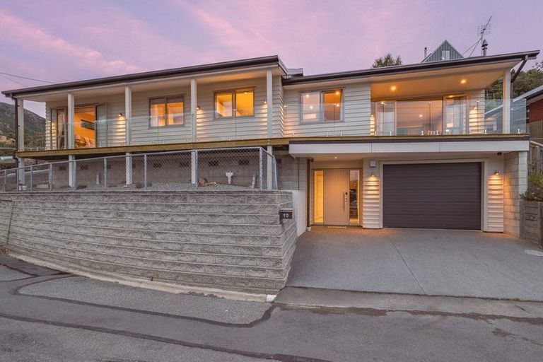 Photo of property in 10 Saint Davids Street, Lyttelton, 8082