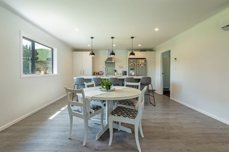 Photo of property in 149 Albert Road, Tokomaru, Palmerston North, 4474