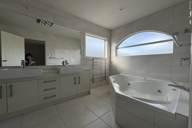 Photo of property in 41 Valderama Drive, Flat Bush, Auckland, 2019