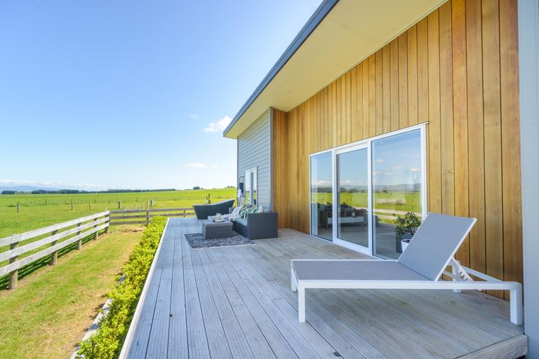 Photo of property in 33 Meavy Lane, Ashhurst, Palmerston North, 4470