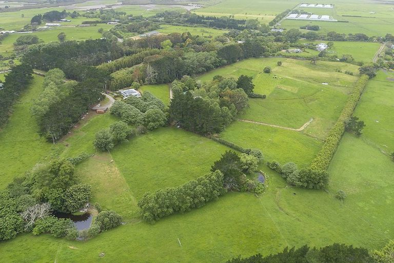 Photo of property in 49 Evans Road, South Head, Helensville, 0874