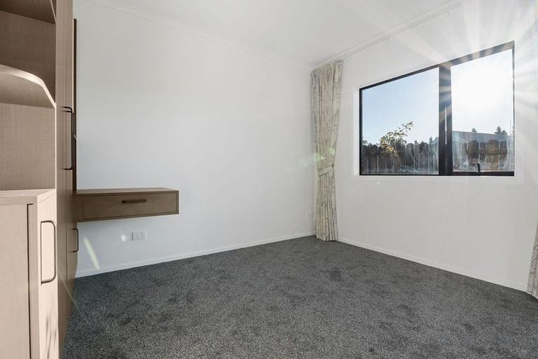 Photo of property in 2/42 Balmerino Crescent, Pukete, Hamilton, 3200