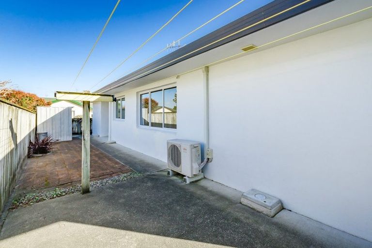 Photo of property in 4a Cedar Drive, Paraparaumu Beach, Paraparaumu, 5032