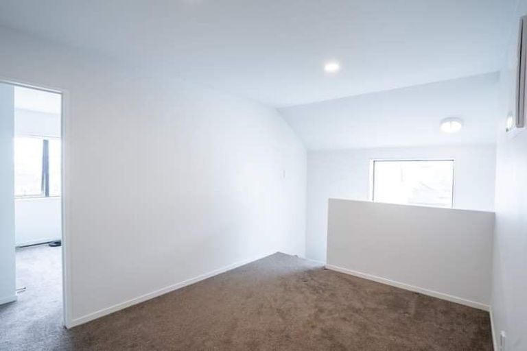 Photo of property in 8 Aviation Drive, Hobsonville, Auckland, 0616