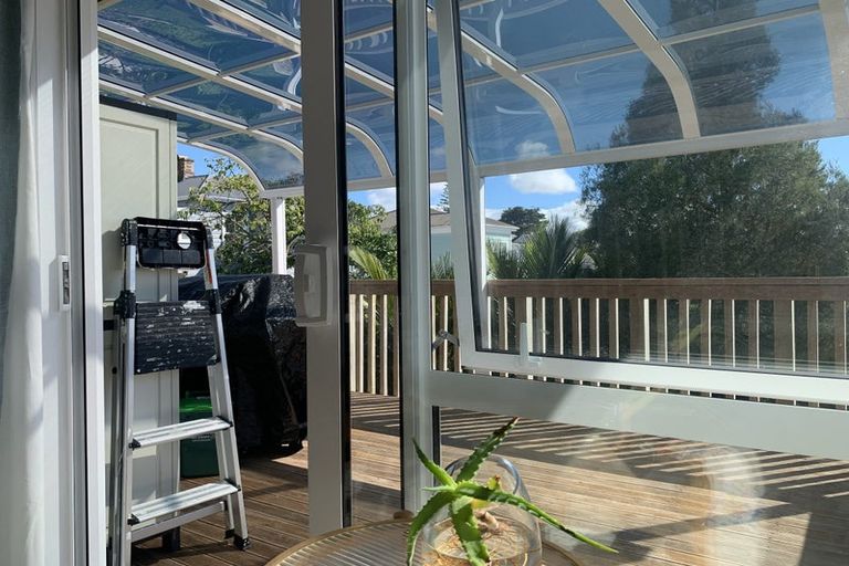 Photo of property in 2 Zion Road, Birkenhead, Auckland, 0626