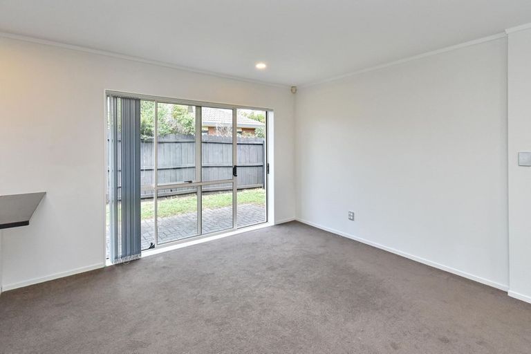 Photo of property in 32 Sheriff Place, Randwick Park, Auckland, 2105