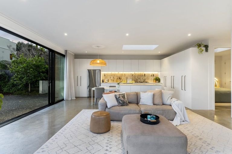 Photo of property in 6 Pine Ridge Terrace, Hauraki, Auckland, 0622