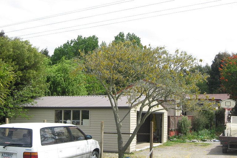 Photo of property in 63 Kings Avenue, Waikuku Beach, 7402
