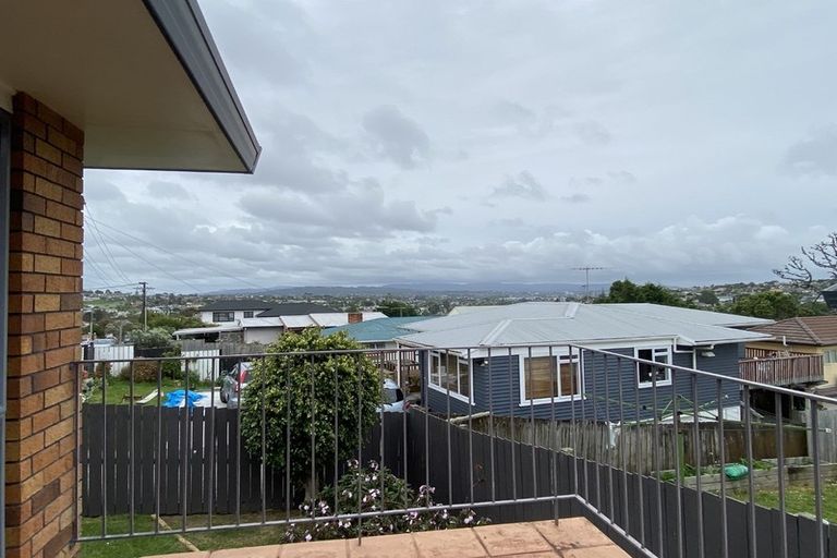 Photo of property in 39 Nirvana Way, Mount Roskill, Auckland, 1041