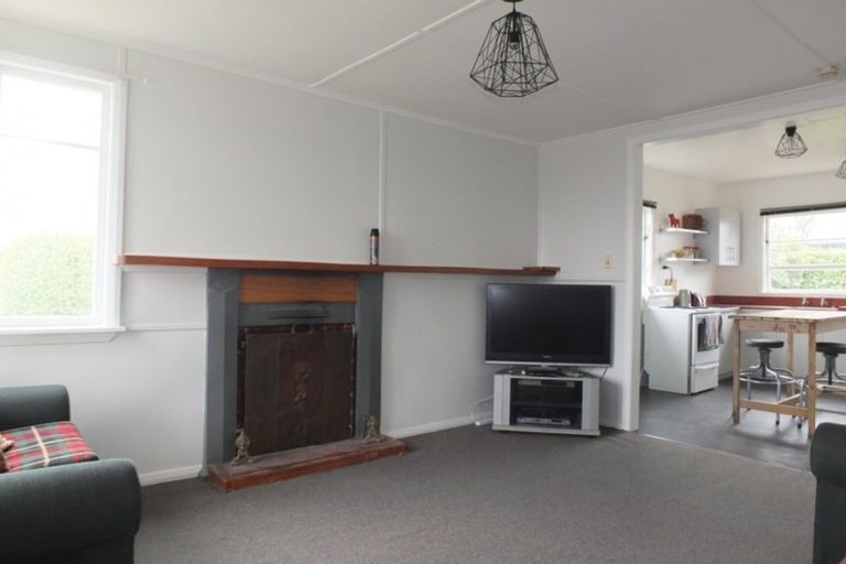 Photo of property in 4 Taylor Street, Foxton Beach, Foxton, 4815