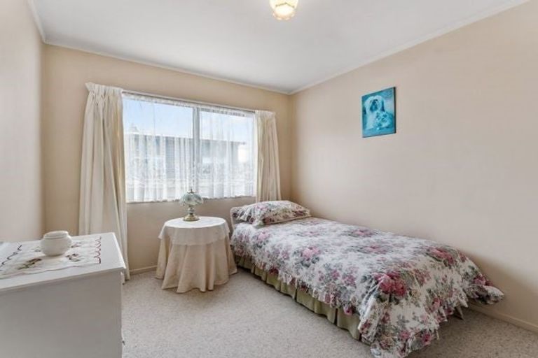 Photo of property in 18 Millhaven Place, Otaki, 5512