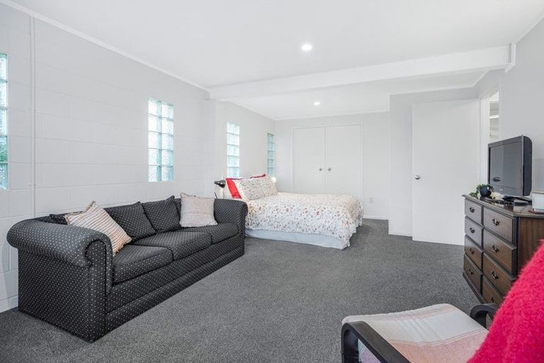 Photo of property in 14 Vincent Place, Dinsdale, Hamilton, 3204