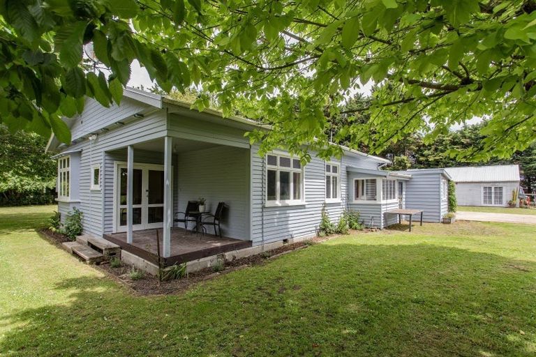 Photo of property in 10 Coldstream Road, Rangiora, 7473