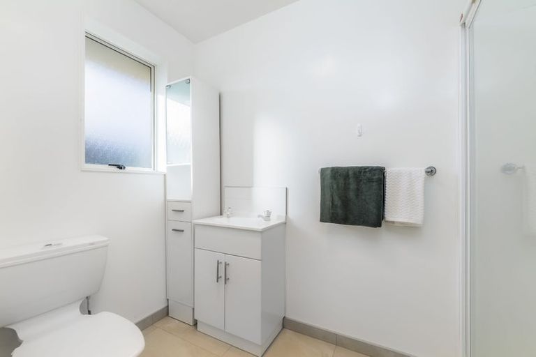 Photo of property in 6 Iroquois Place, Wigram, Christchurch, 8042