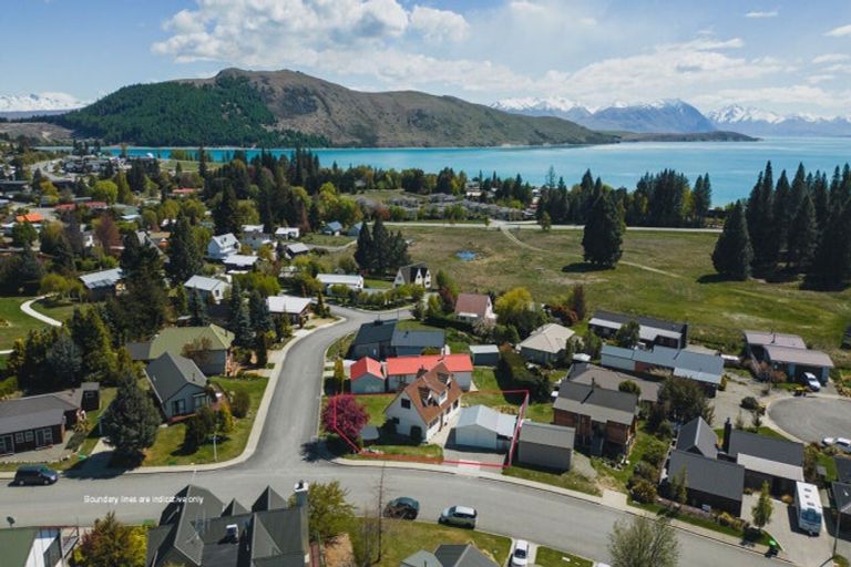 Photo of property in 15 Hamilton Drive, Lake Tekapo, 7999