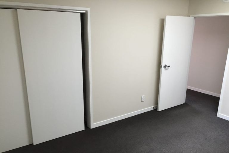 Photo of property in 5/107 Great South Road, Papakura, 2110