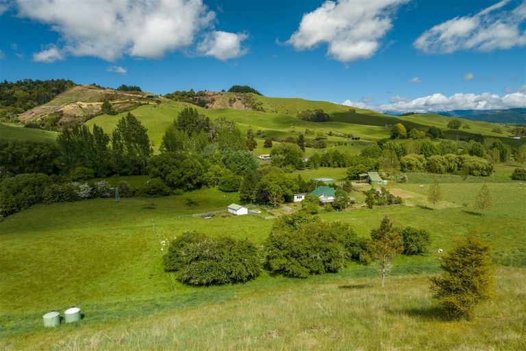 Photo of property in 237 Win Valley Road, Dovedale, Wakefield, 7096