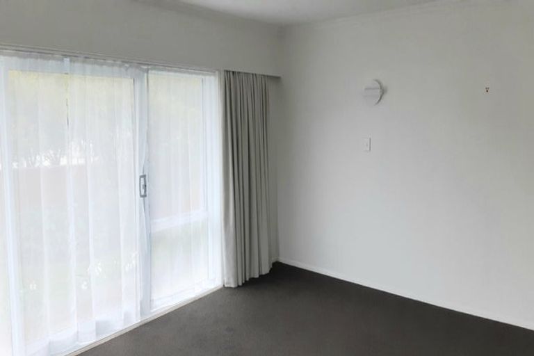 Photo of property in 105 Derwent Street, Island Bay, Wellington, 6023