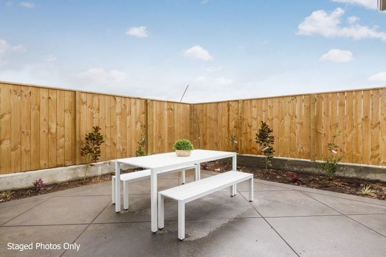 Photo of property in 110 Roberts Line, Kelvin Grove, Palmerston North, 4414