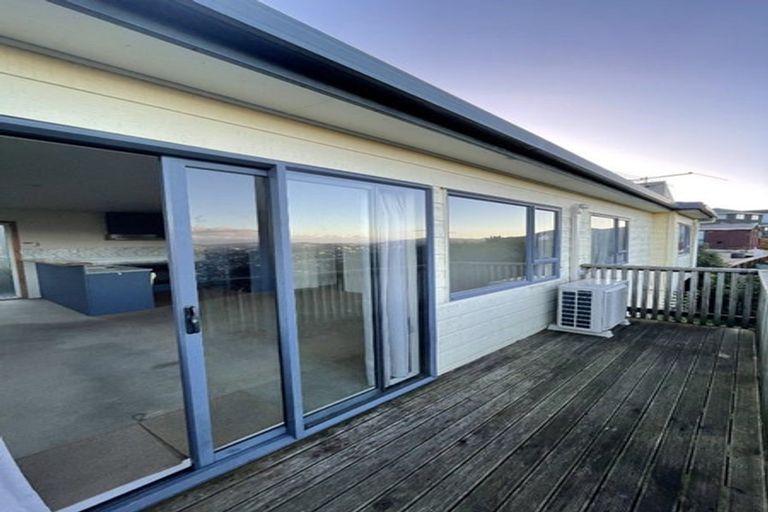 Photo of property in 32a Nalanda Crescent, Broadmeadows, Wellington, 6035