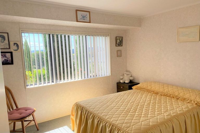 Photo of property in 35 Yorke Road, Haruru, 0204