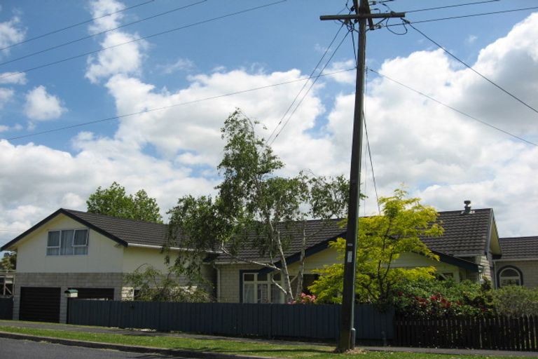 Photo of property in 6 Tapu Road, Huapai, Kumeu, 0810